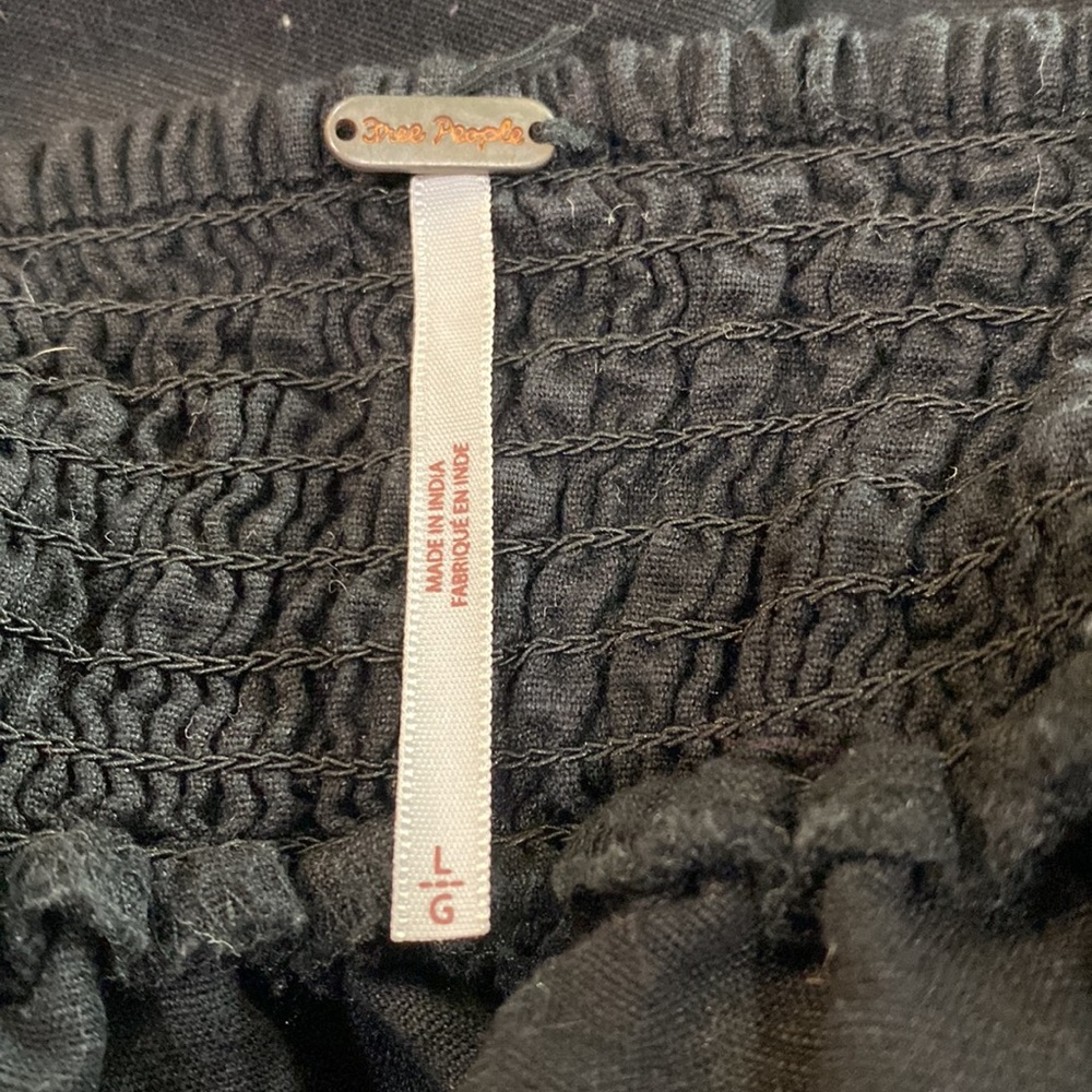 Free People linen blend beautiful ruffled back tie mini boho dress. - Picture 13 of 14